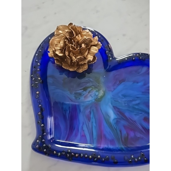 Handmade Resin Heart Shaped Dish Blue Swirled Decoration Gift Trinket Keys 675 - Picture 4 of 10